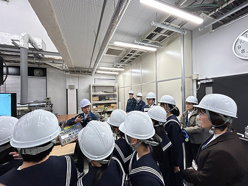 university_tour03.jpg